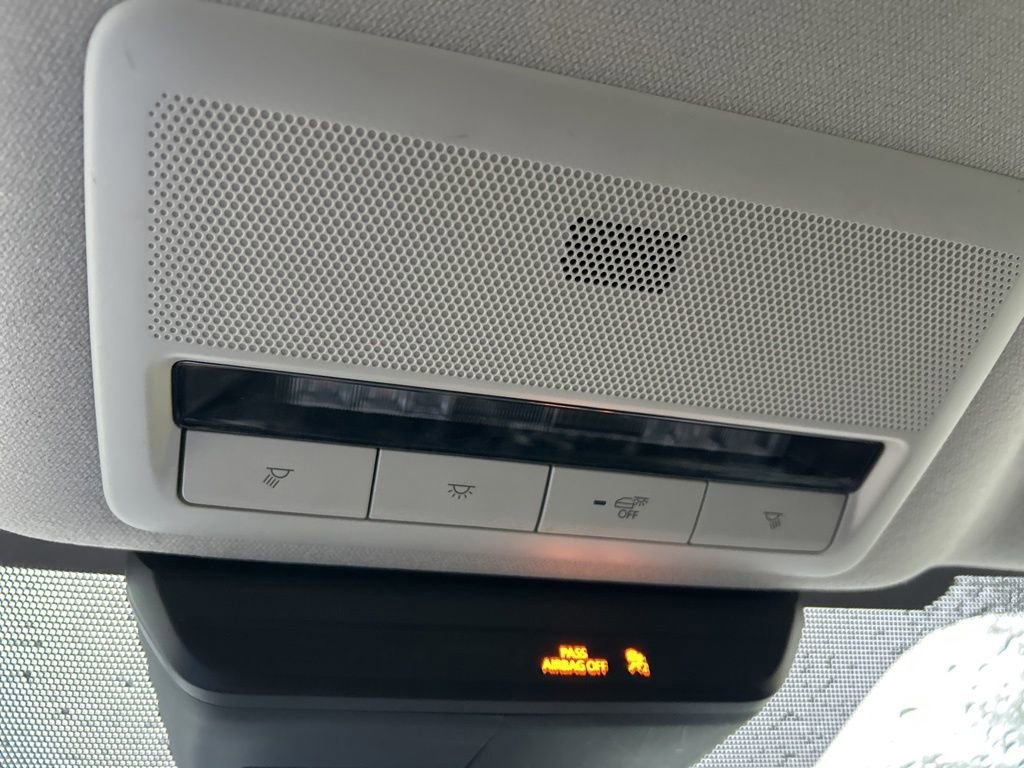 Used 2023 MAZDA MAZDA3 s image 30