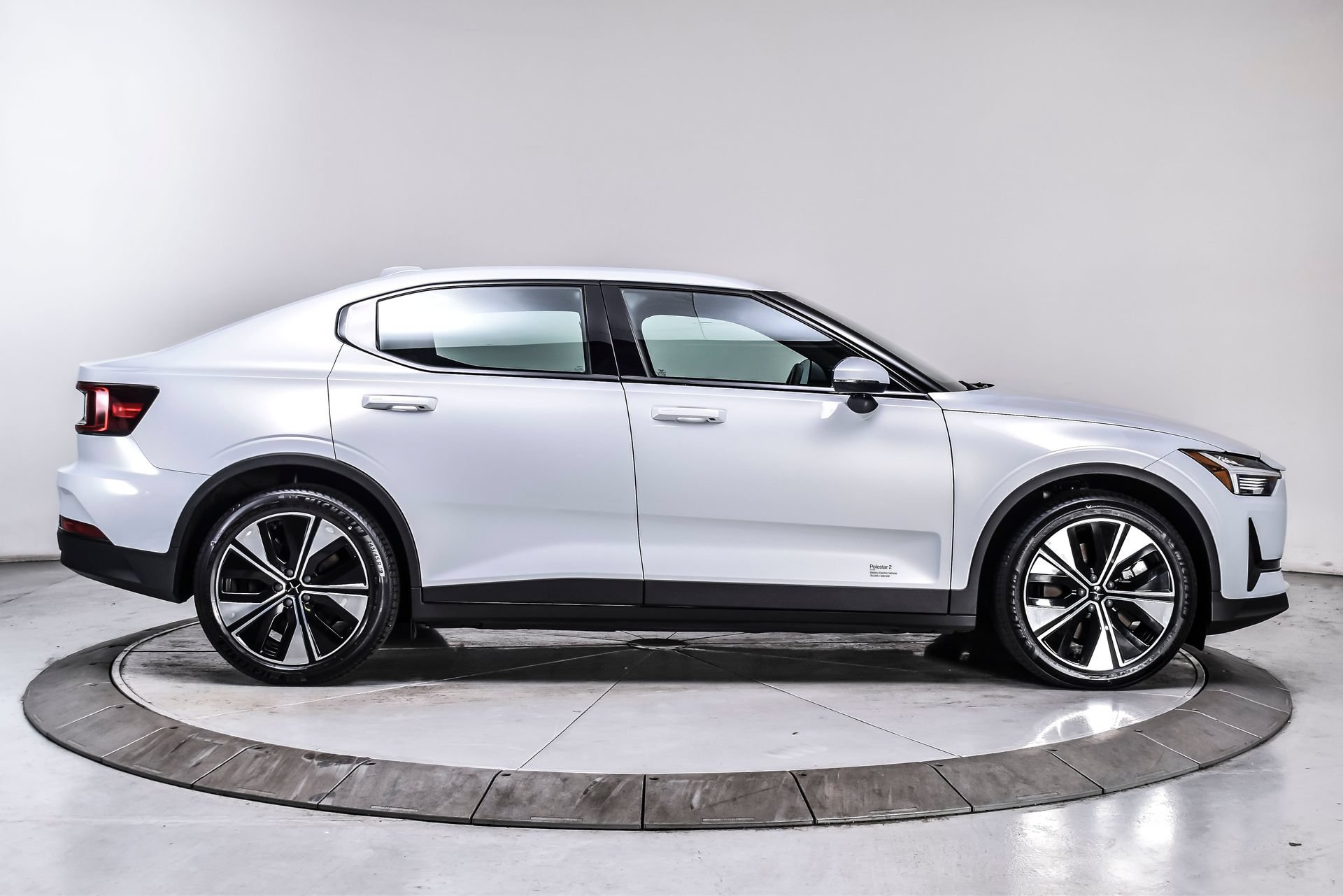 Used 2023 Polestar Polestar 2 AWD/4WD image 7