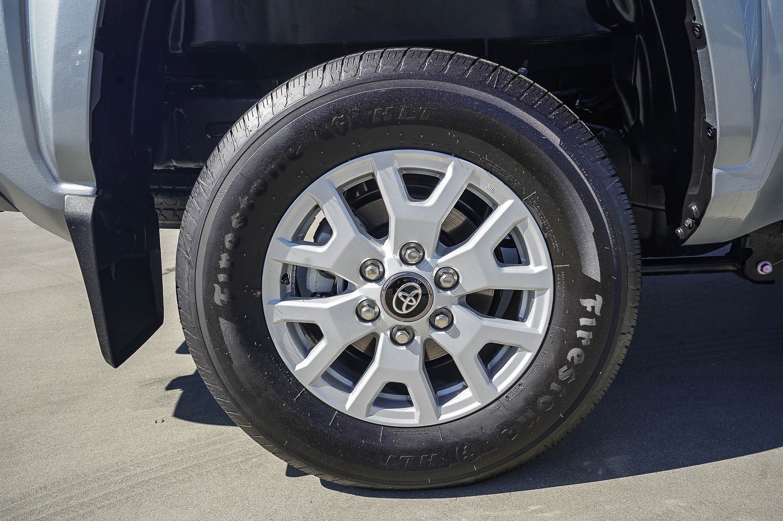 Certified 2026 Toyota Tacoma SR5 AWD/4WD image 9
