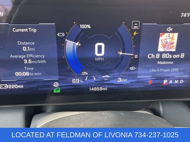 Used 2024 Chevrolet Equinox EV RS FWD image 12