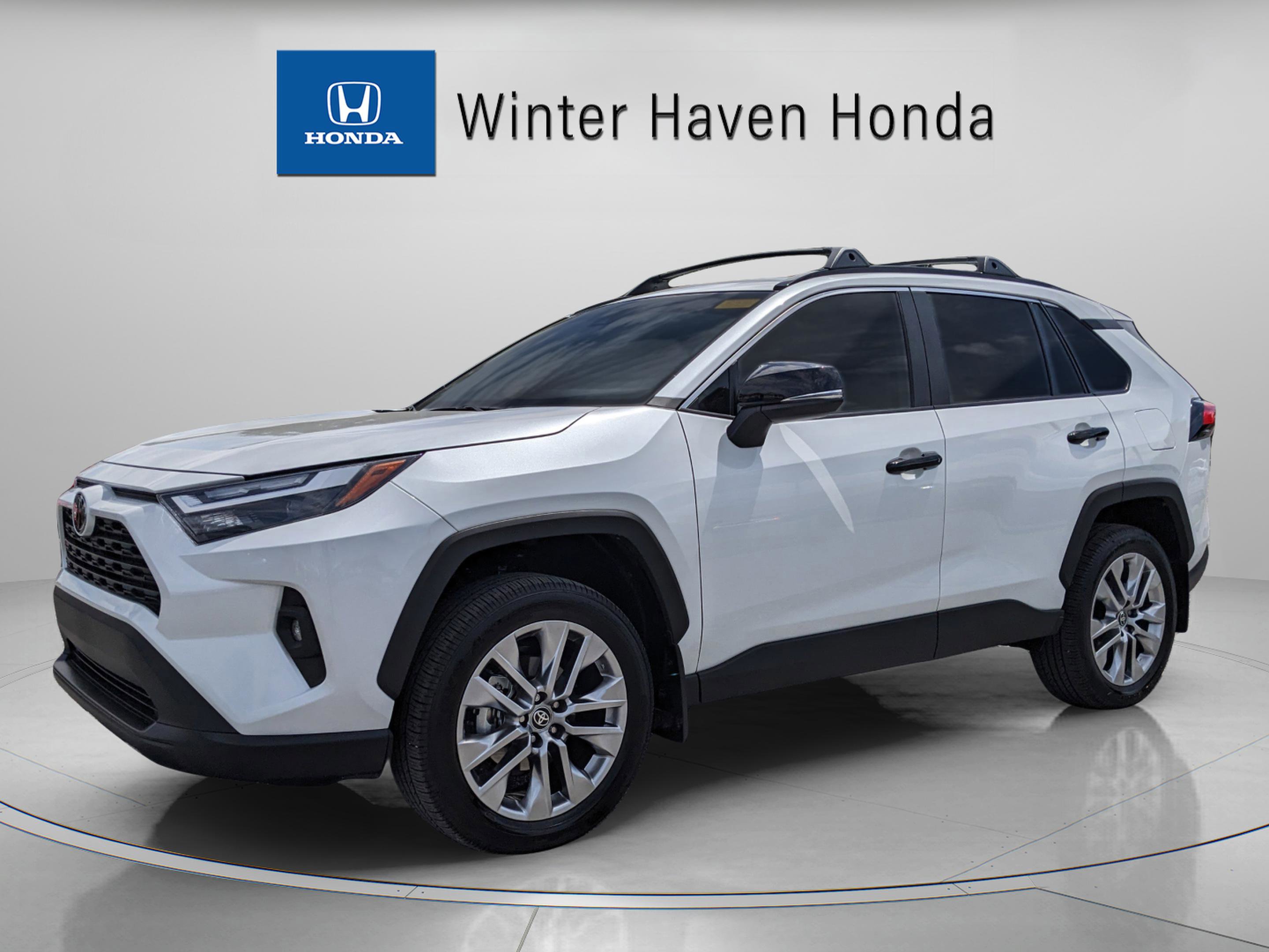 Used 2025 Toyota RAV4 XLE Premium FWD image 2