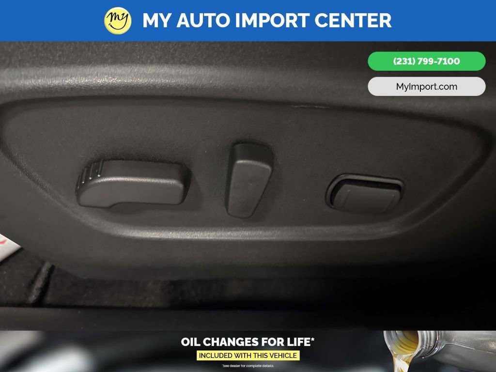 Used 2022 Nissan Rogue Sport SV w/ Technology Package image 14