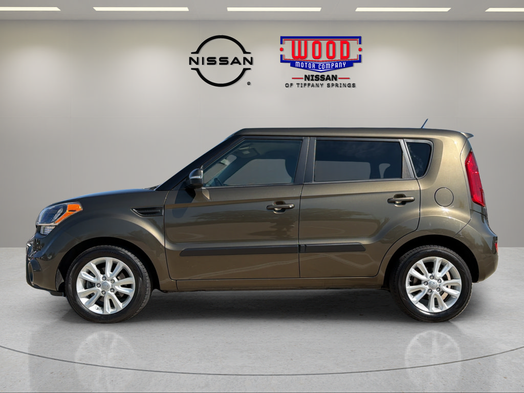 Used 2013 Kia Soul + w/ Audio Pkg FWD image 5