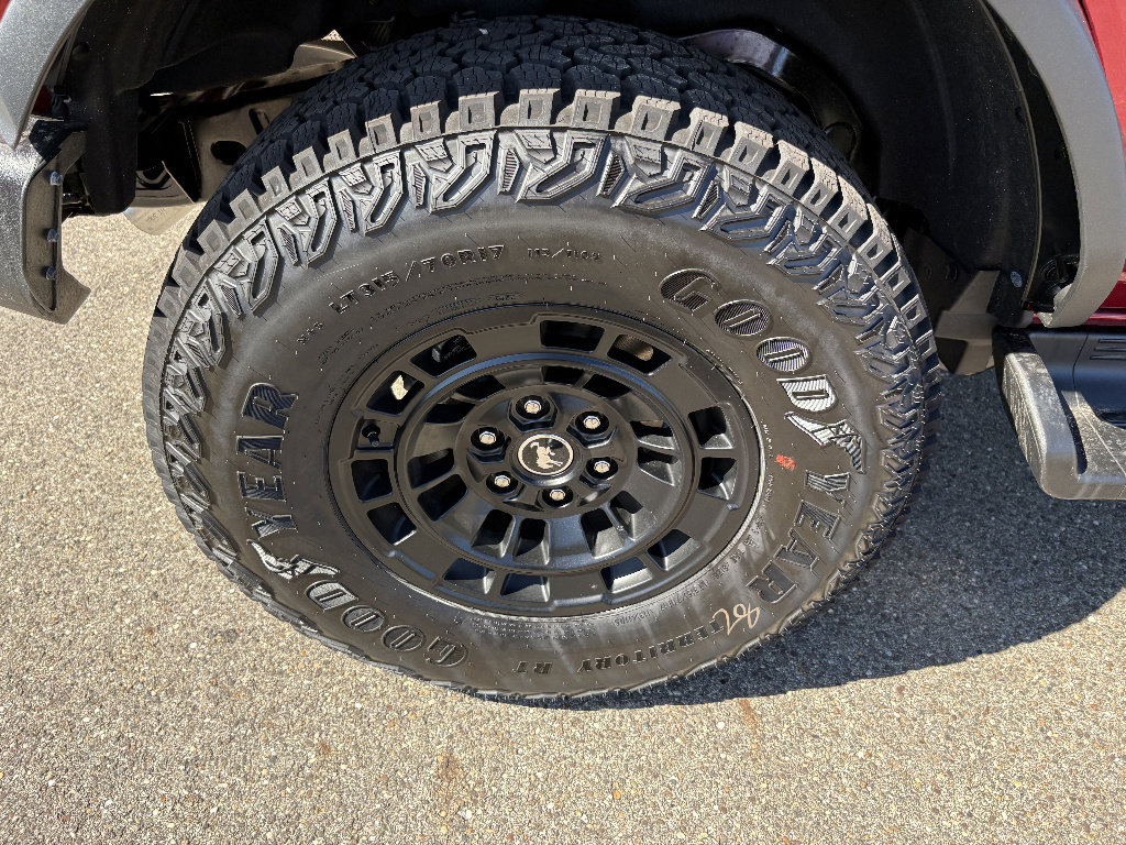 New 2026 Ford Bronco Outer Banks w/ Sasquatch Package image 11