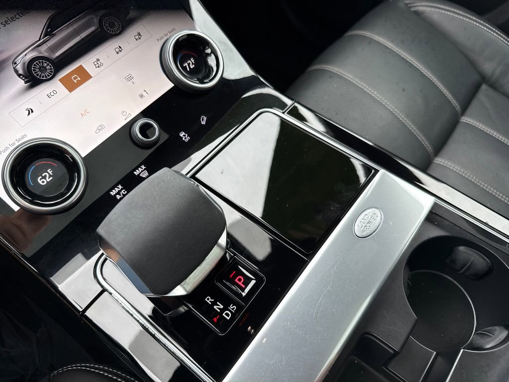 Used 2023 Land Rover Range Rover Velar R-Dynamic S image 23