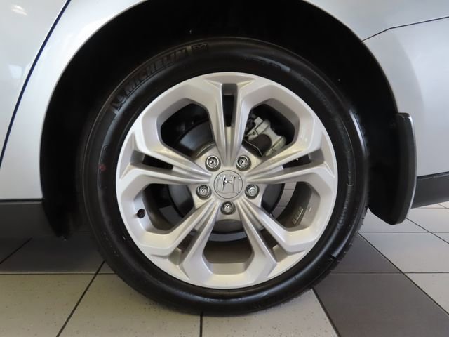 Certified 2025 Honda Accord LX image 13