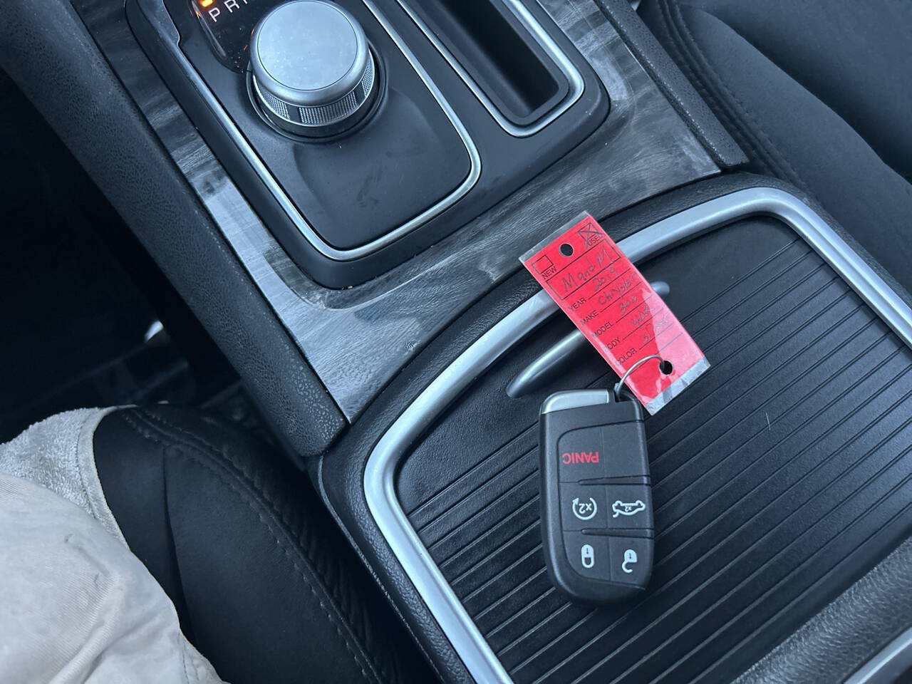 Used 2019 Chrysler 300 Touring w/ Sport Appearance Package RWD image 28