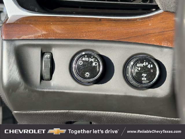 Used 2019 Cadillac Escalade ESV Premium Luxury AWD/4WD image 24