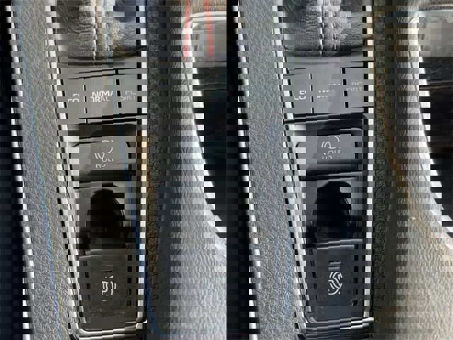 Used 2021 Toyota Avalon TRD image 19