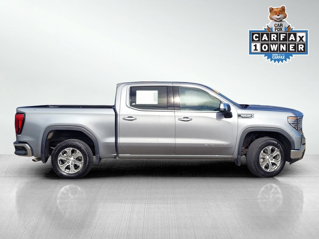 Used 2025 GMC Sierra 1500 SLT AWD/4WD image 3