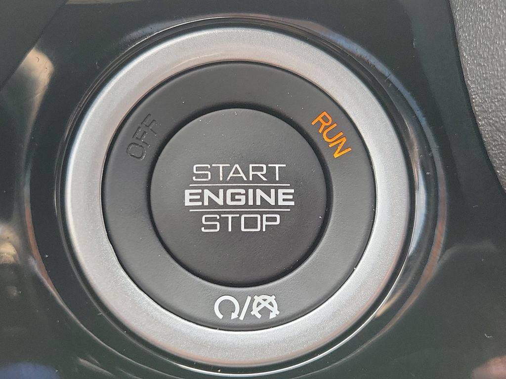 New 2026 RAM 1500 Laramie AWD/4WD image 23