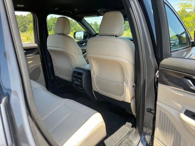 Certified 2025 Jeep Grand Cherokee Limited AWD/4WD image 49