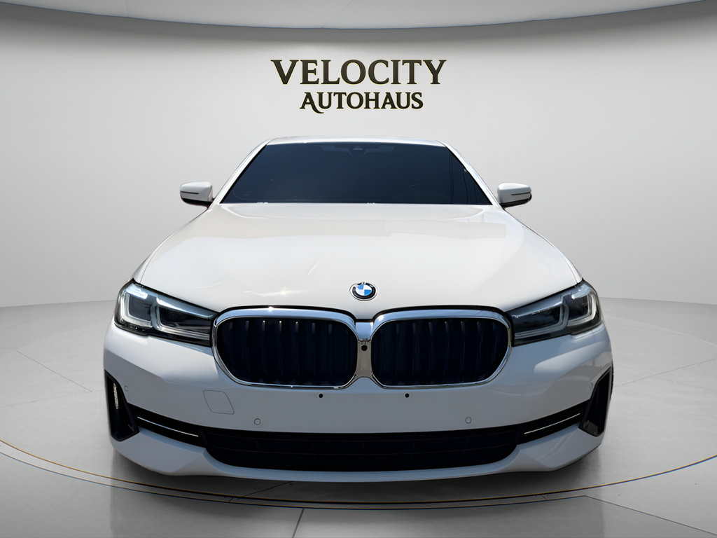Used 2021 BMW 540i xDrive w/ Convenience Package AWD/4WD image 2