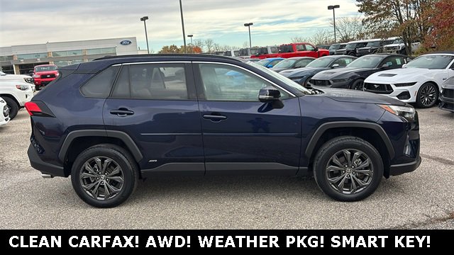 Used 2022 Toyota RAV4 XLE Premium image 28