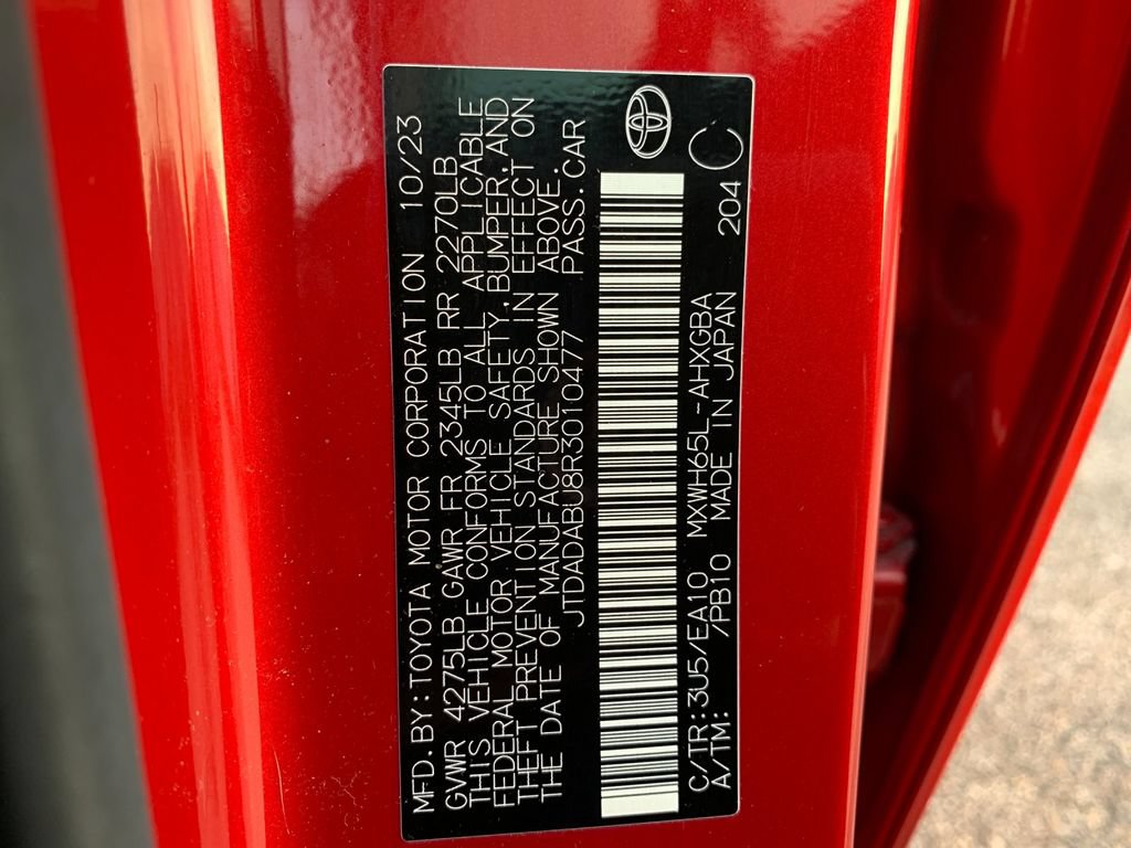 Used 2024 Toyota Prius XLE AWD/4WD image 40