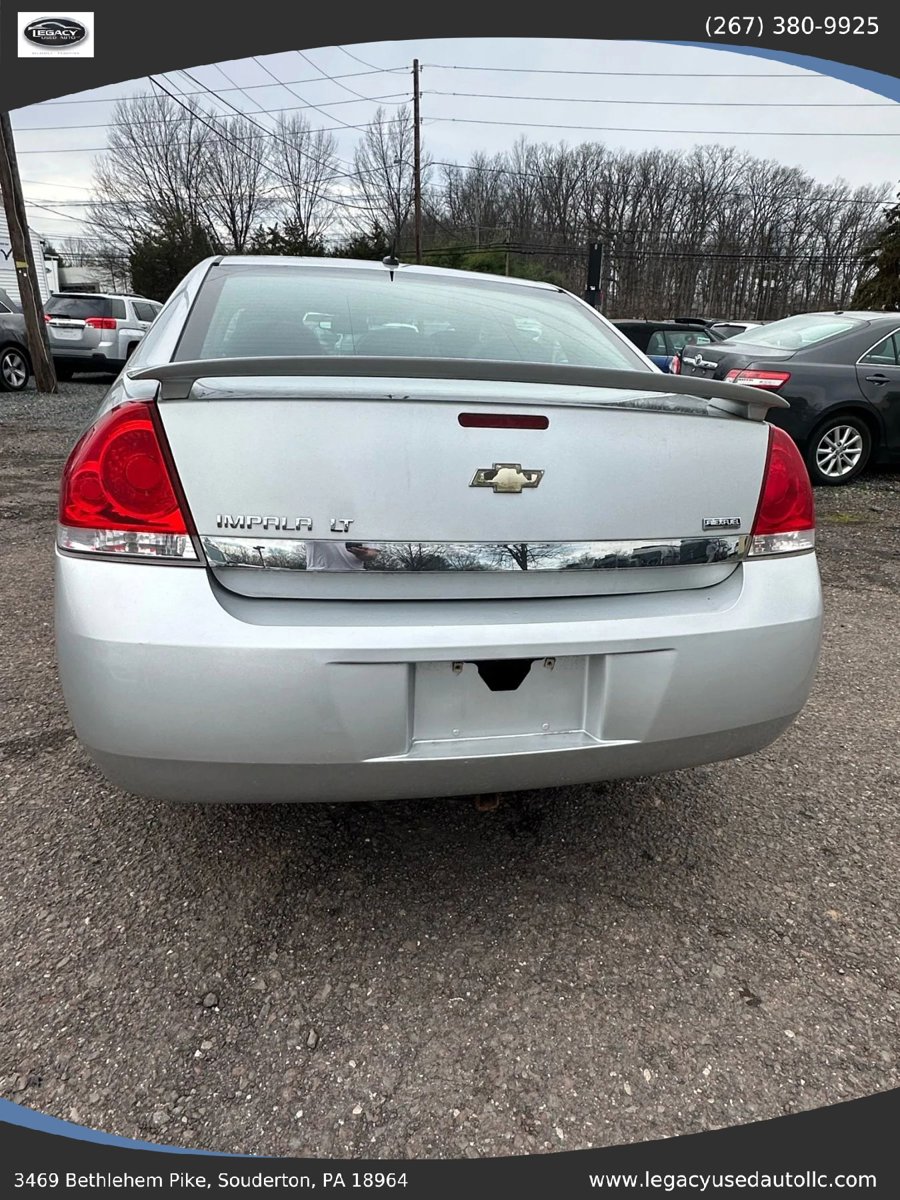Used 2011 Chevrolet Impala LT FWD image 10