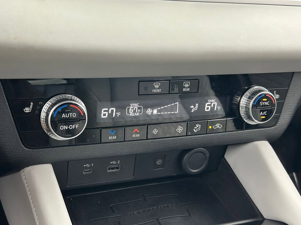 Used 2022 Mitsubishi Outlander SEL image 22