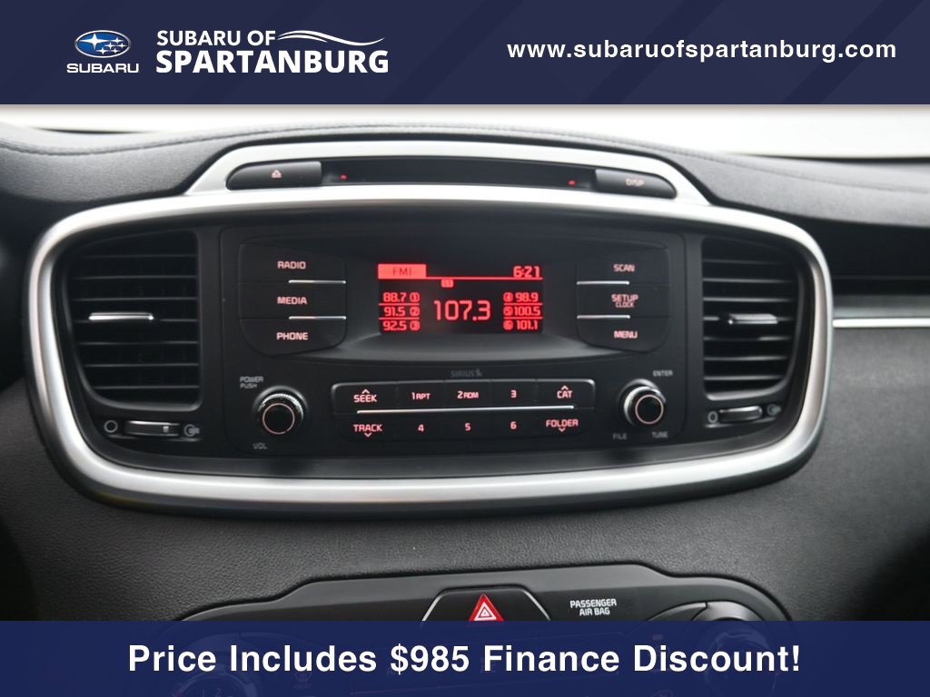 Used 2016 Kia Sorento L image 10