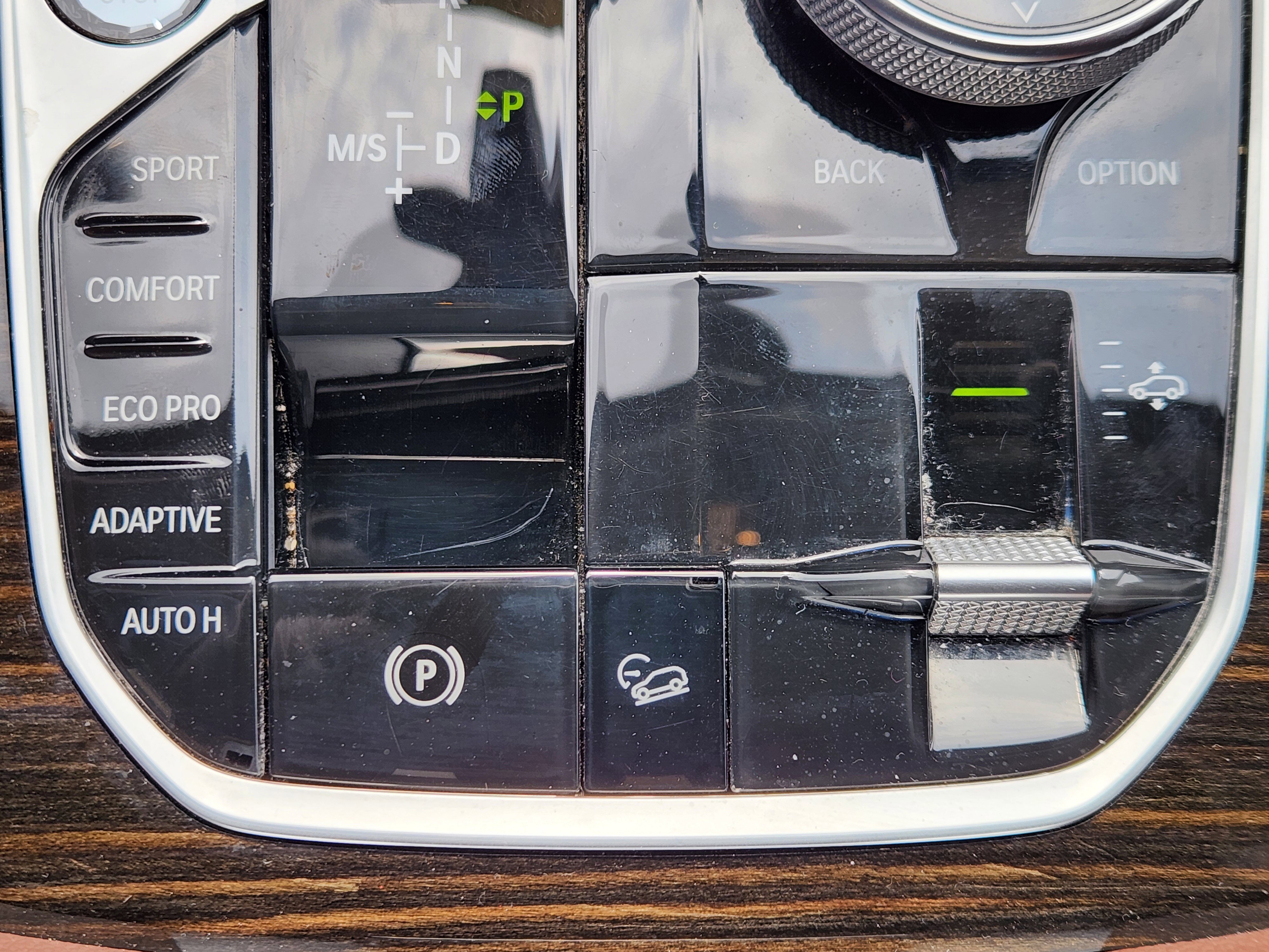 Used 2020 BMW X7 xDrive40i w/ Premium Package image 24