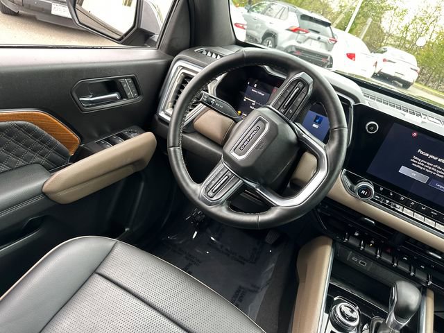Used 2024 GMC Canyon Denali AWD/4WD image 22
