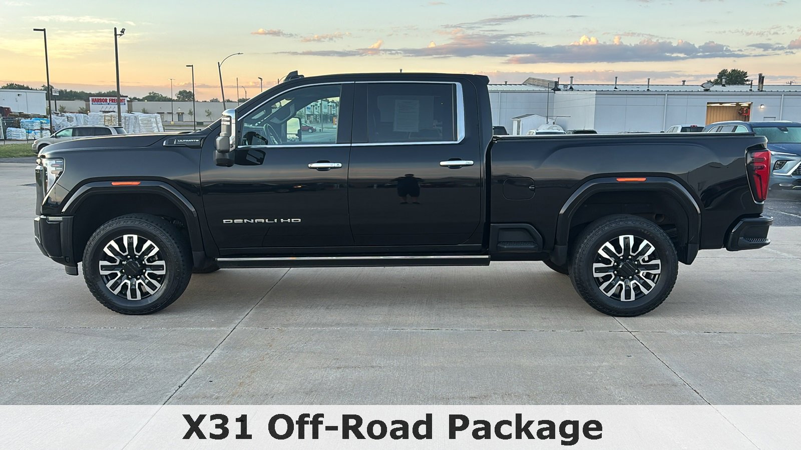 Used 2024 GMC Sierra 2500 Denali Ultimate image 5