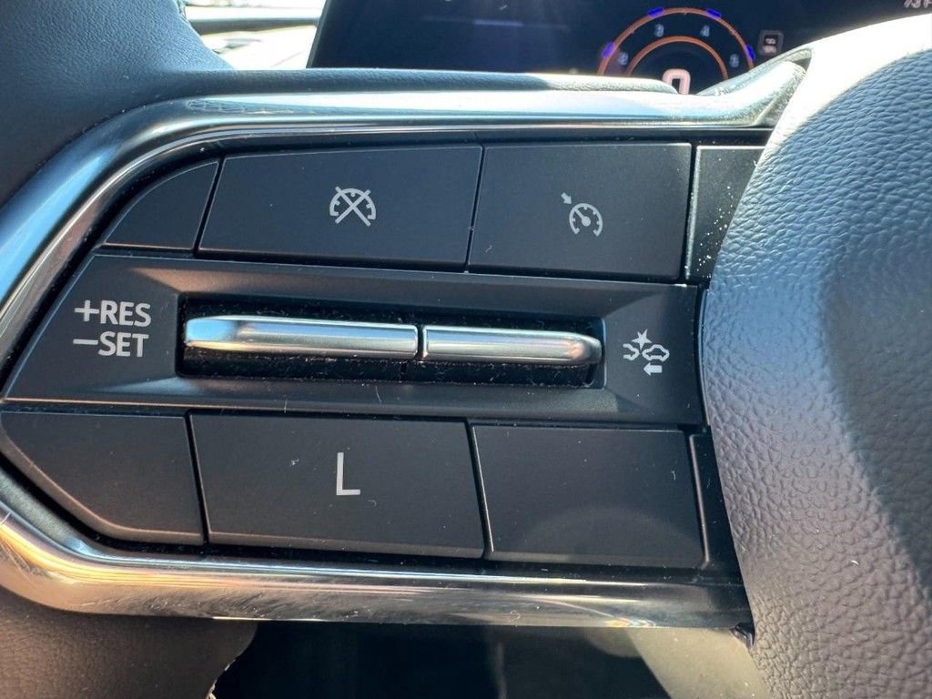Used 2024 Chevrolet Traverse Z71 image 18