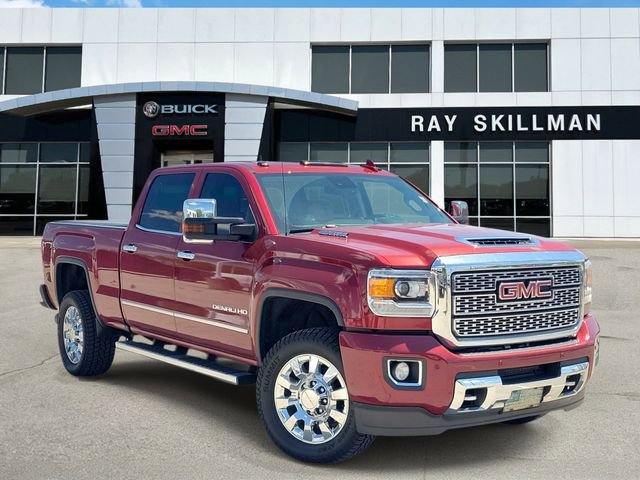 Used 2018 GMC Sierra 2500 Denali w/ Duramax Plus Package AWD/4WD image 1