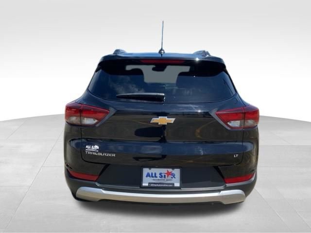 Used 2023 Chevrolet TrailBlazer LT w/ Convenience Package FWD image 9