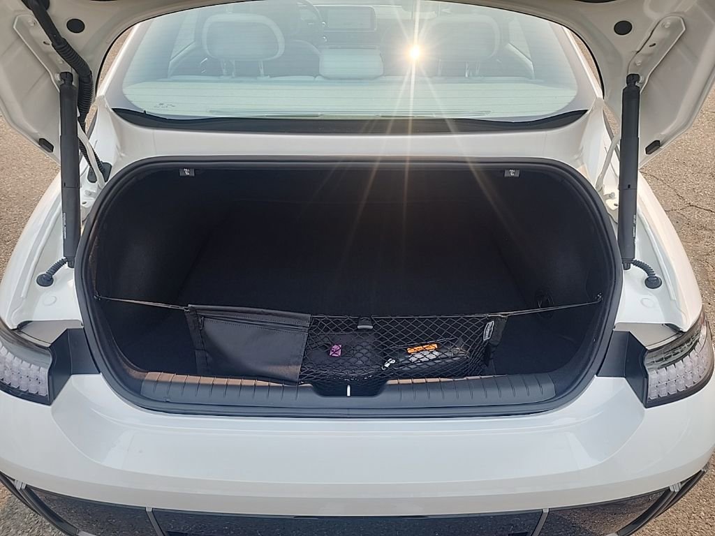 New 2024 Hyundai Ioniq 6 SEL image 23