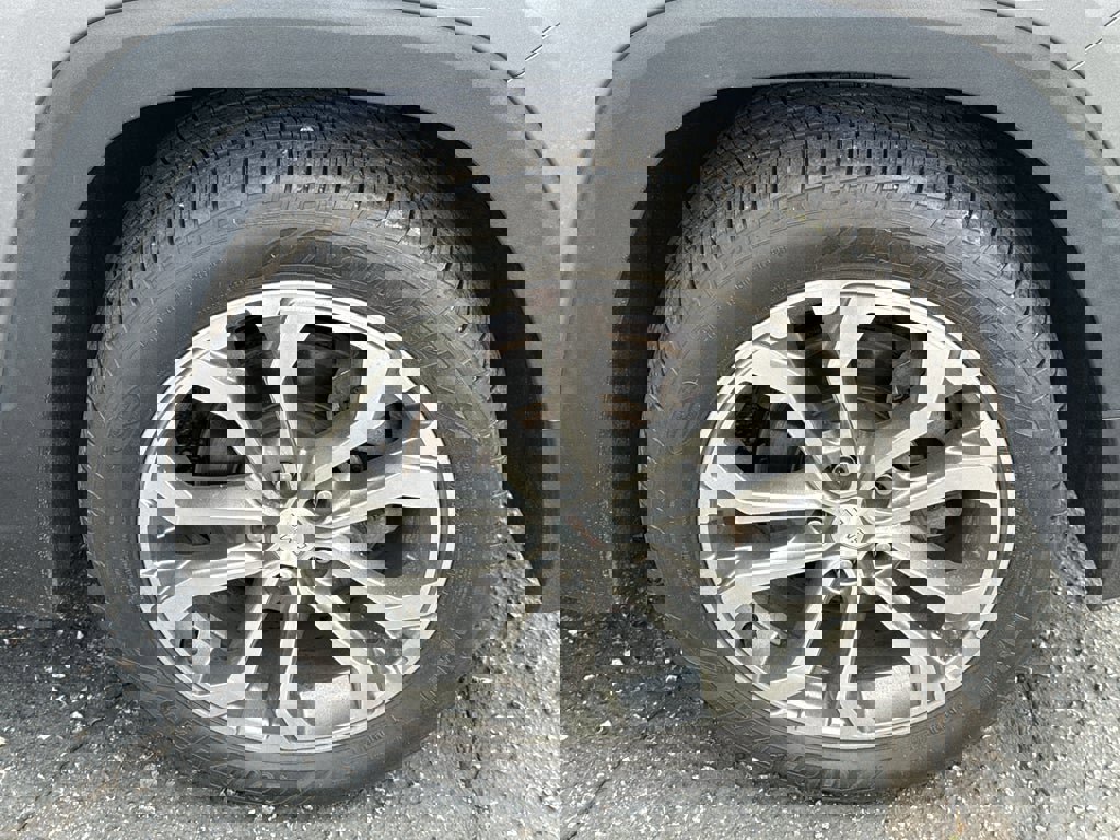 Used 2020 GMC Terrain SLT w/ Preferred Package image 32