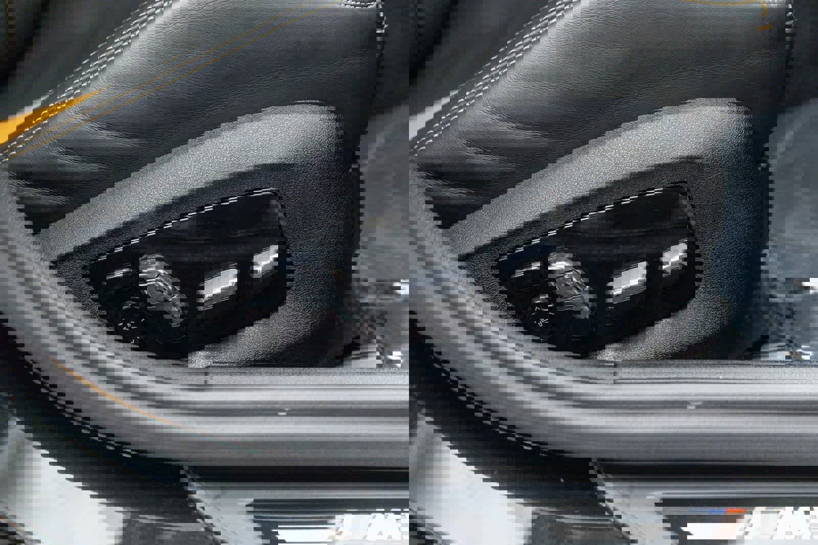 Used 2023 BMW M5 w/ Competition Package image 52