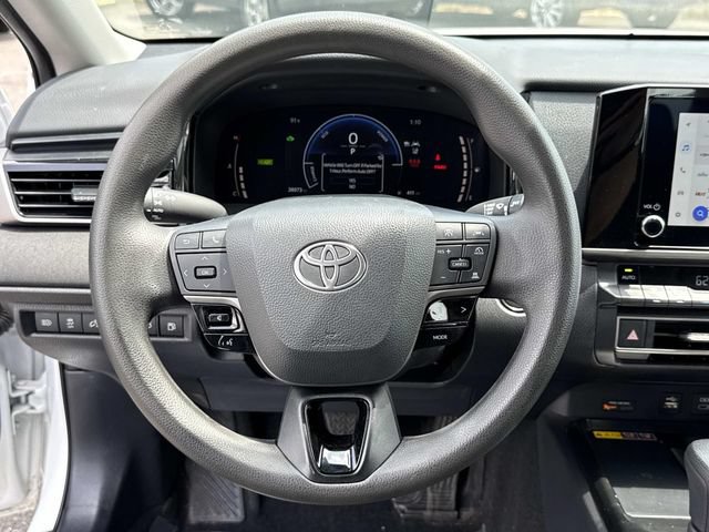 Used 2025 Toyota Camry LE AWD/4WD image 18