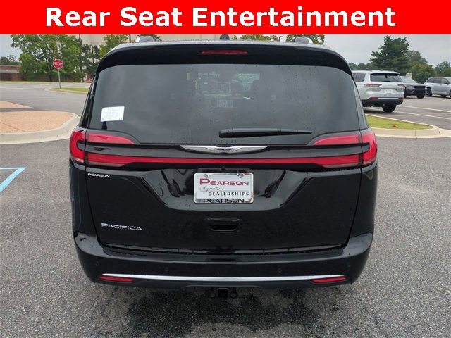 New 2026 Chrysler Pacifica Pinnacle image 5