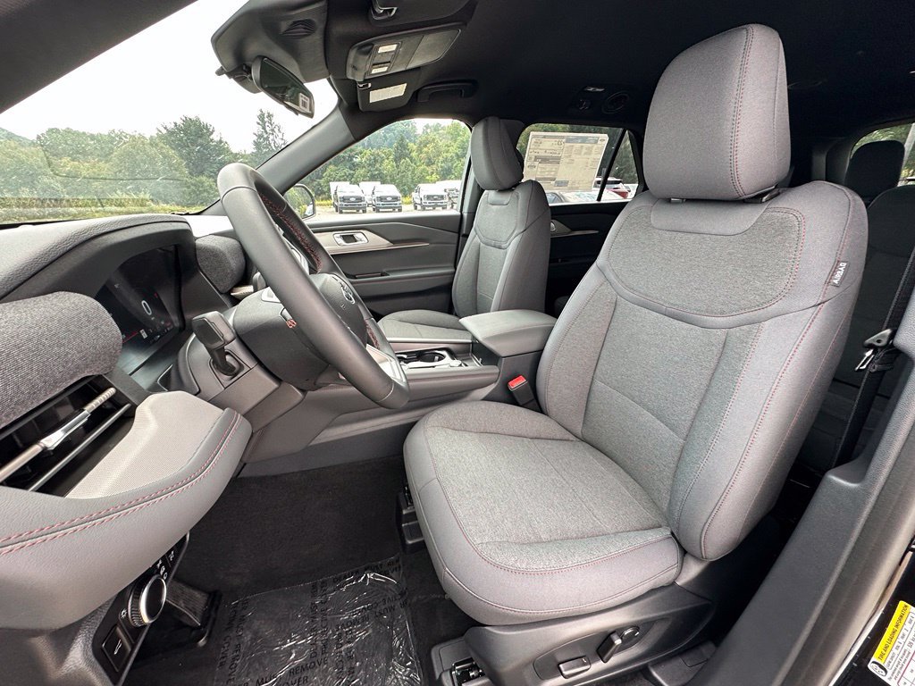 New 2027 Ford Explorer Active AWD/4WD image 16