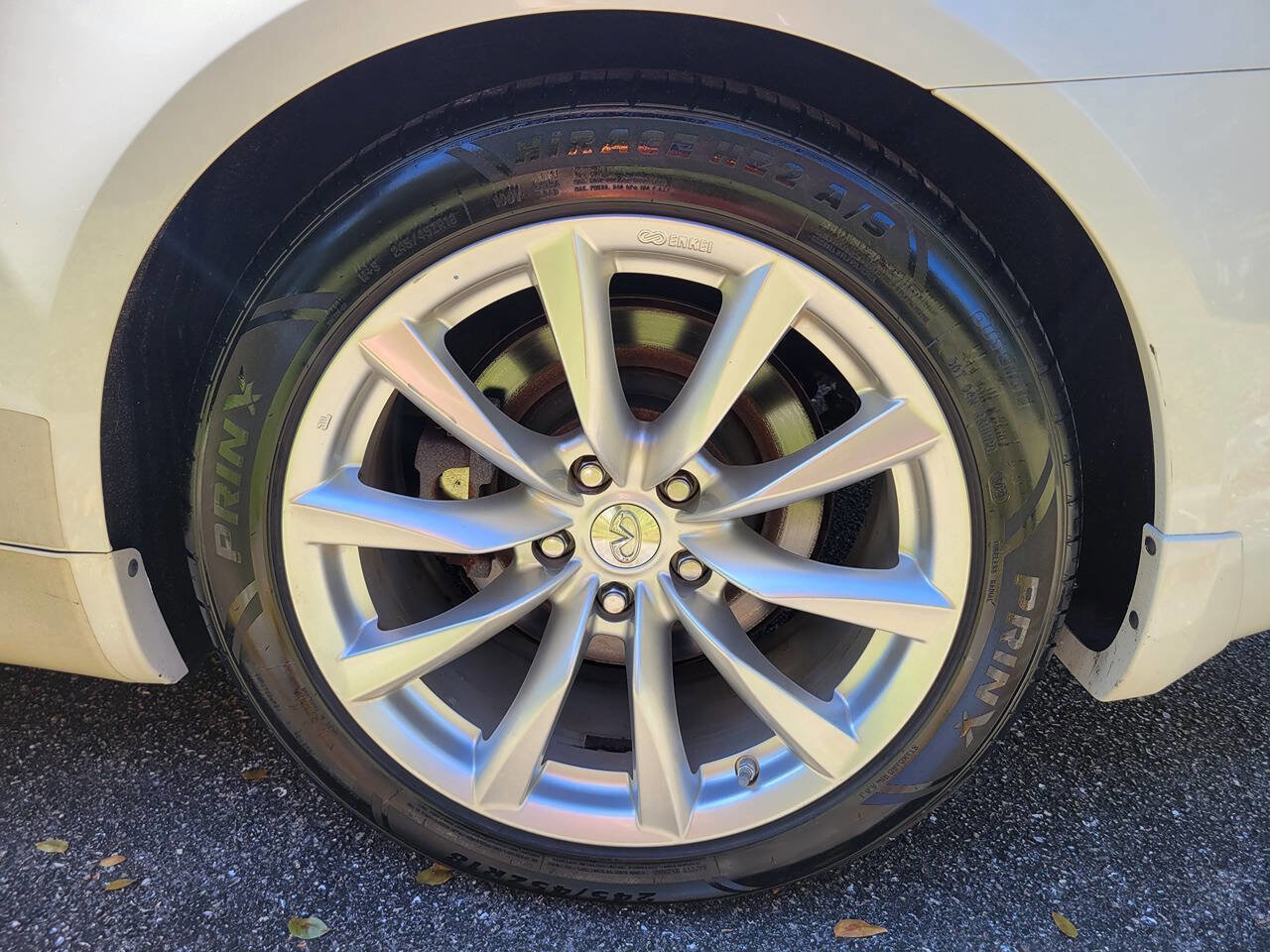 Used 2014 INFINITI Q60 Convertible w/ Premium Package image 14