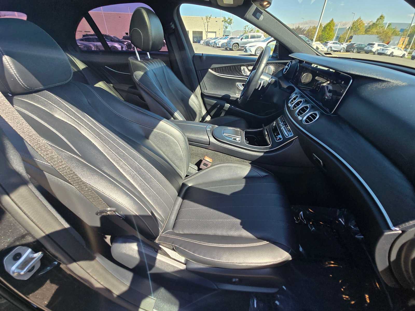 Used 2022 Mercedes-Benz E 450 4MATIC Sedan image 10