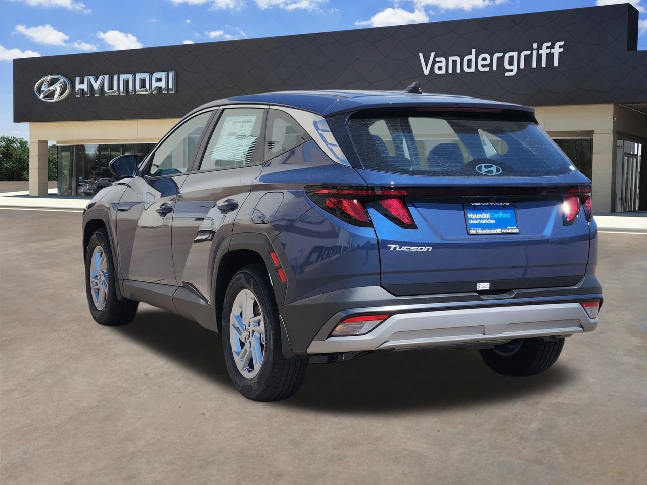 Certified 2026 Hyundai Tucson SE FWD image 3