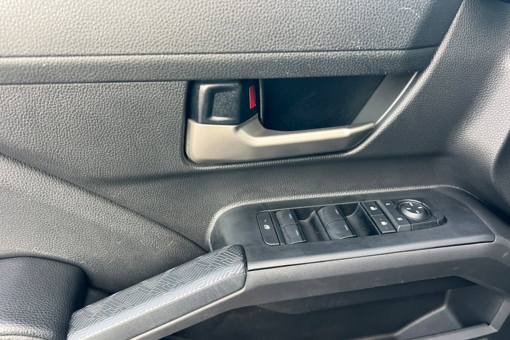 Used 2024 Toyota Tacoma TRD Sport image 8