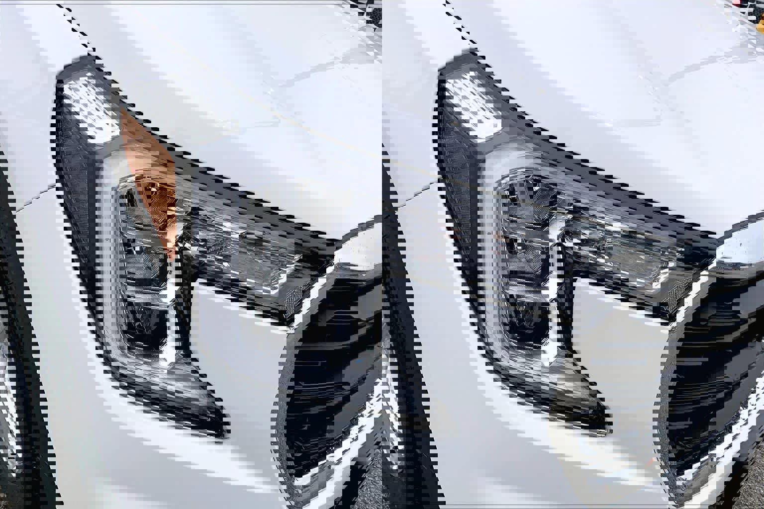 Certified 2022 GMC Terrain SLE w/ Driver Convenience Package image 26