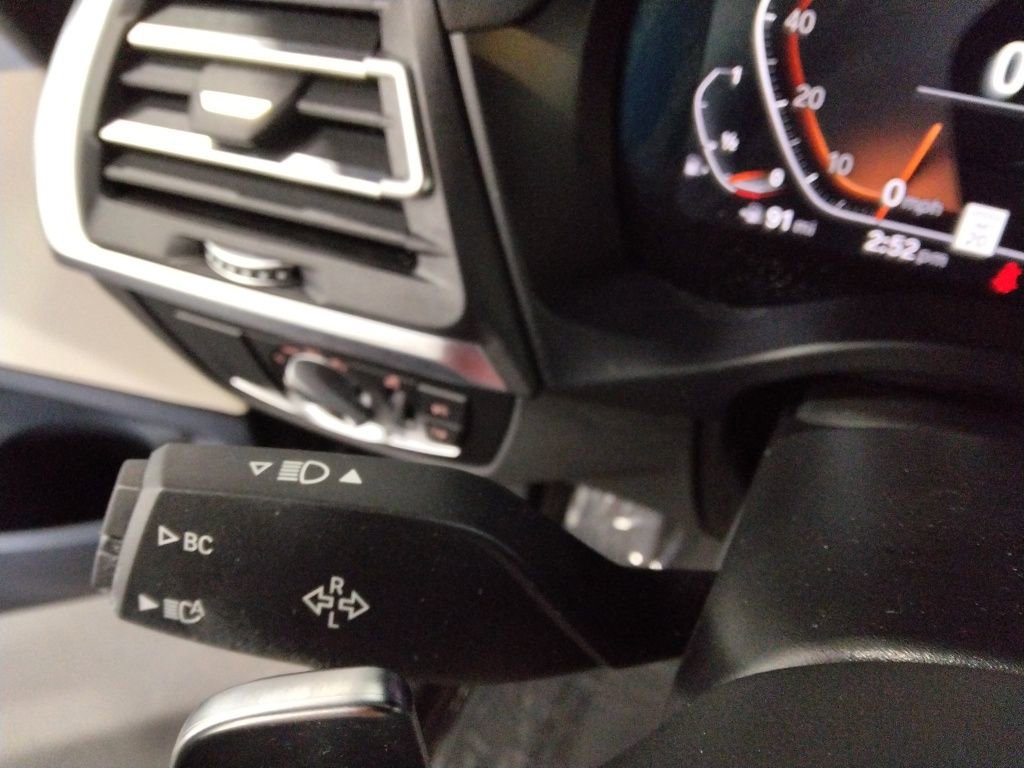 Used 2023 BMW X4 xDrive30i w/ Premium Package image 15