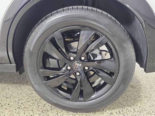 Used 2026 Buick Encore GX Sport Touring w/ Advanced Technology Package FWD image 8
