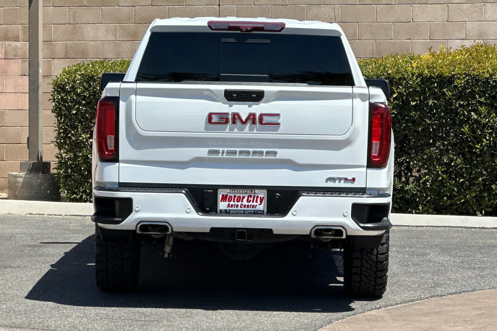 Certified 2023 GMC Sierra 1500 AT4 w/ AT4 Premium Package AWD/4WD image 5