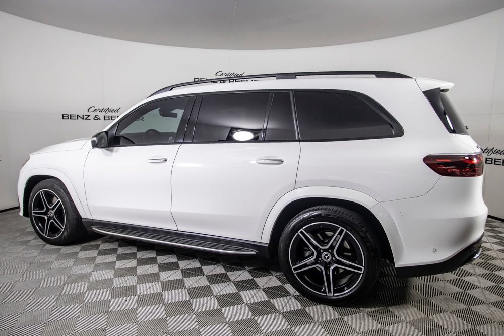 Used 2024 Mercedes-Benz GLS 450 4MATIC image 13