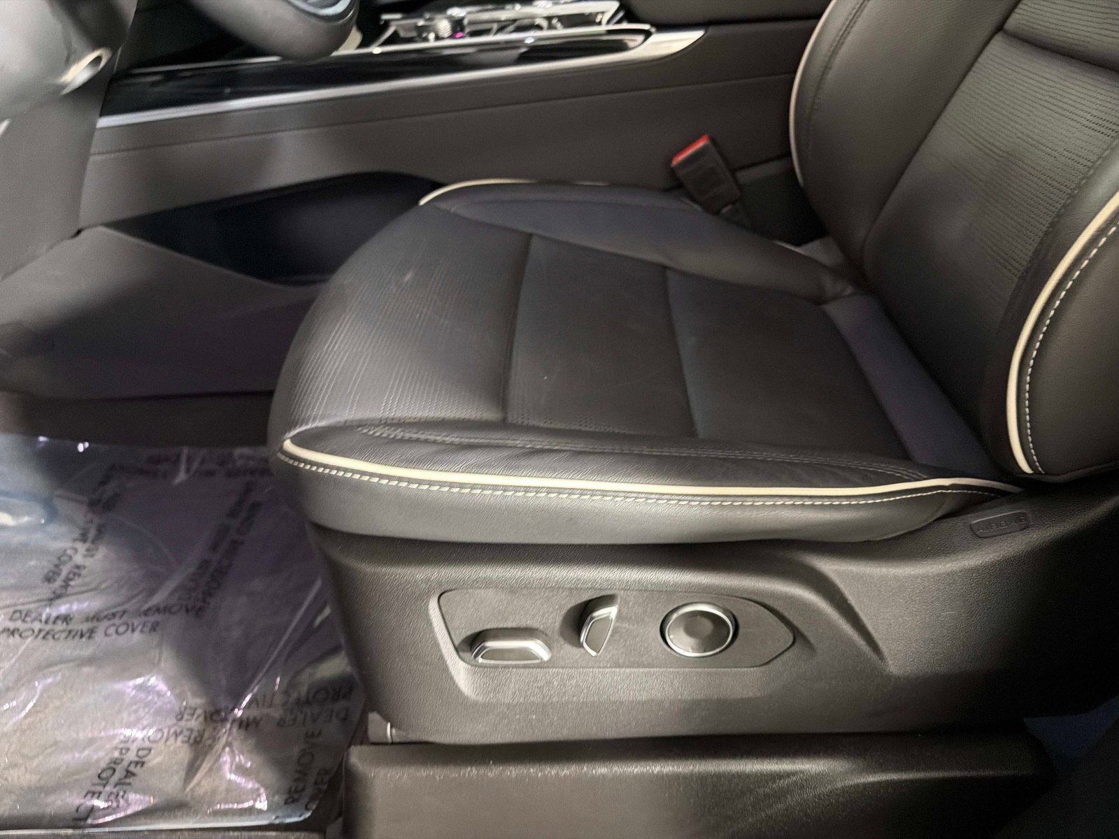 Used 2025 Cadillac Escalade Sport w/ Touring Package image 37