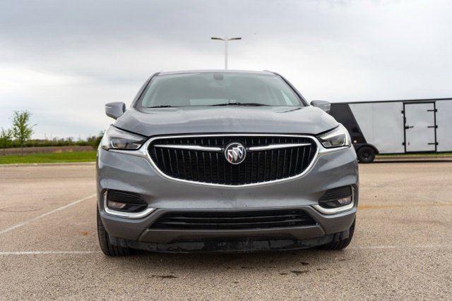 Used 2020 Buick Enclave Essence AWD/4WD image 2