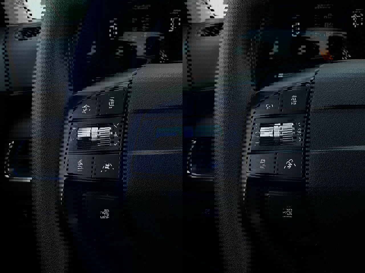 Used 2025 Kia K4 LXS image 34