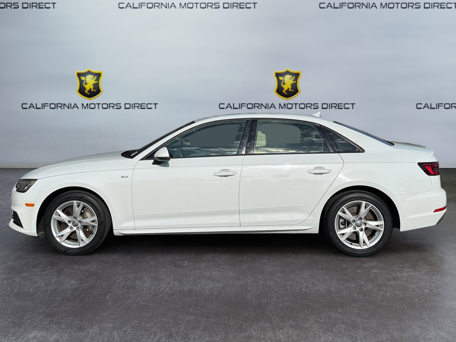 Used 2018 Audi A4 2.0T Premium w/ Convenience Package image 2