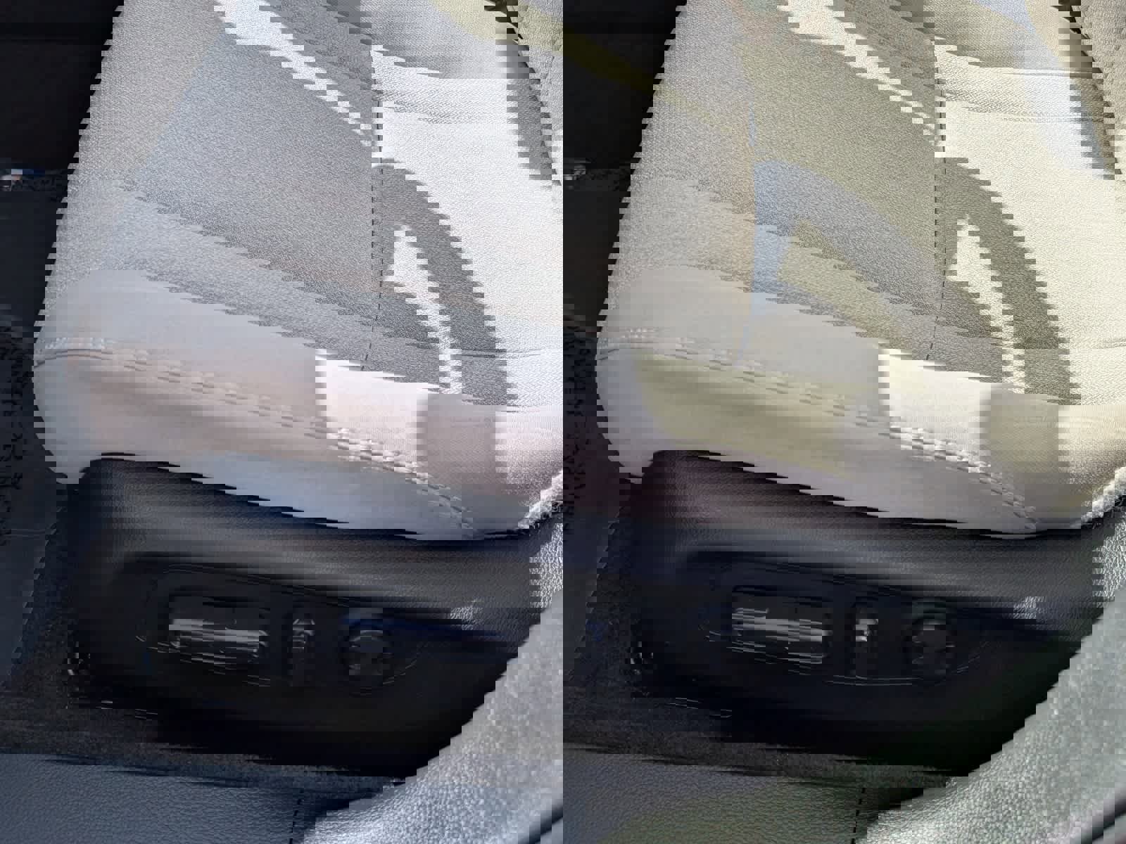 Certified 2023 Honda Accord EX image 18