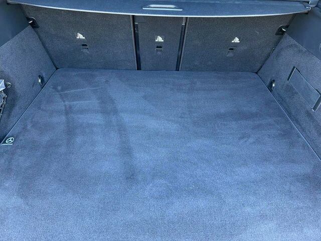 Used 2025 Mercedes-Benz GLC 350e 4MATIC image 19