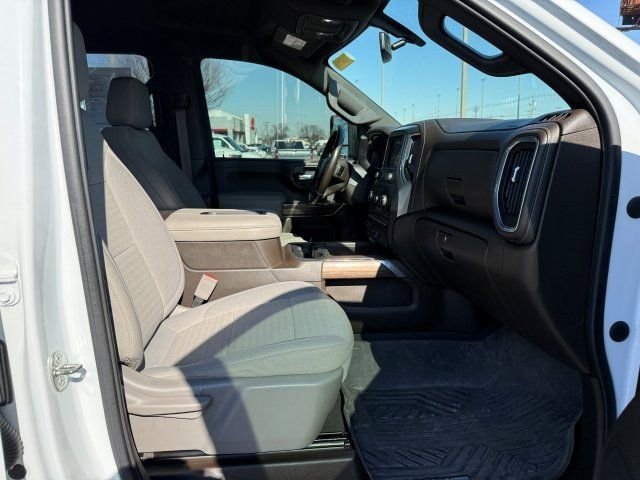 Used 2021 Chevrolet Silverado 2500 LT w/ Convenience Package image 22